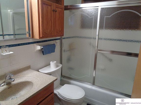 5th image of 4855 Krug Ave