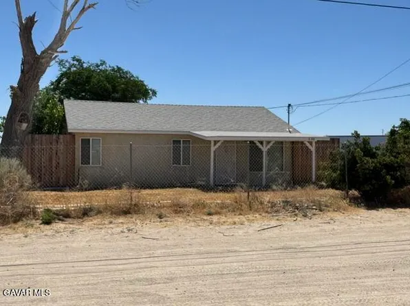 42104 6th St E, Lancaster, CA 93535