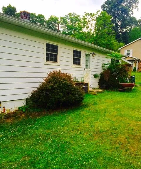 224 Sycamore Dr — Photo 8