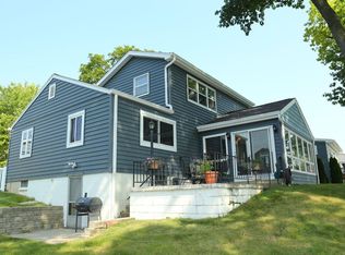 7221 W View Dr, Wind Lake, WI 53185