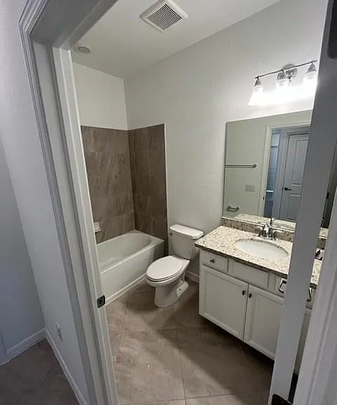 14638 Cantabria Dr — Photo 7