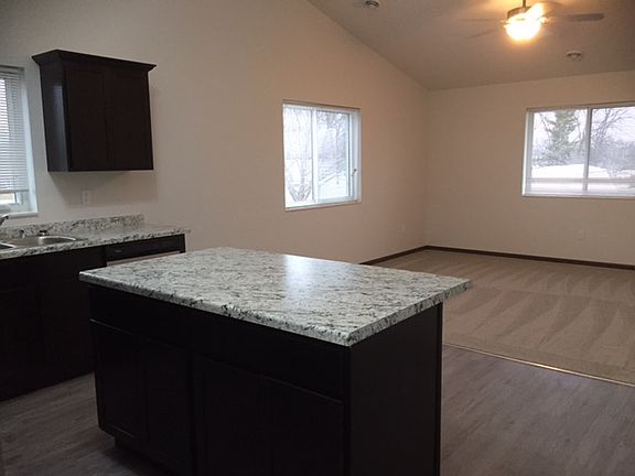 3rd image of 724 E Church St #724B