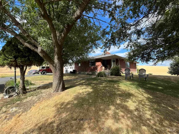 1048 Reynolds Rd, Princeton, ID 83857
