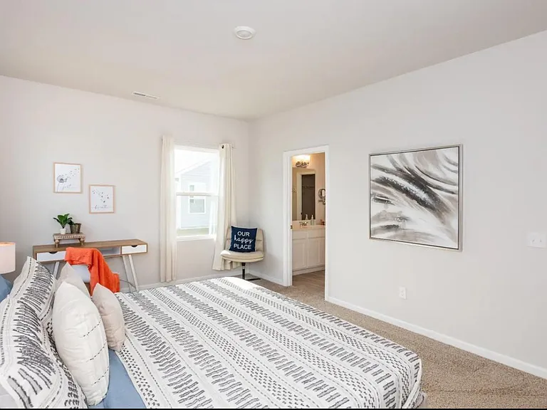 4933 Abbington Oaks Way SE — Photo 12