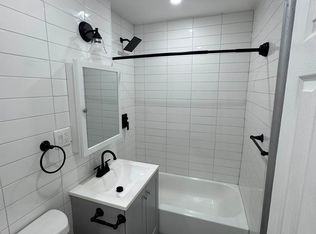 317 E 74th St APT 5A, New York, NY 10021