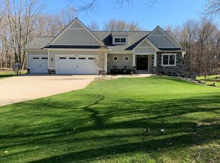 4254 Lamont Woods Dr, Marne, MI 49435