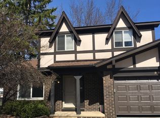 39718 Deepwood St, Canton, MI 48188