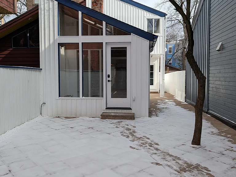 1206 Monterey St — Photo 1