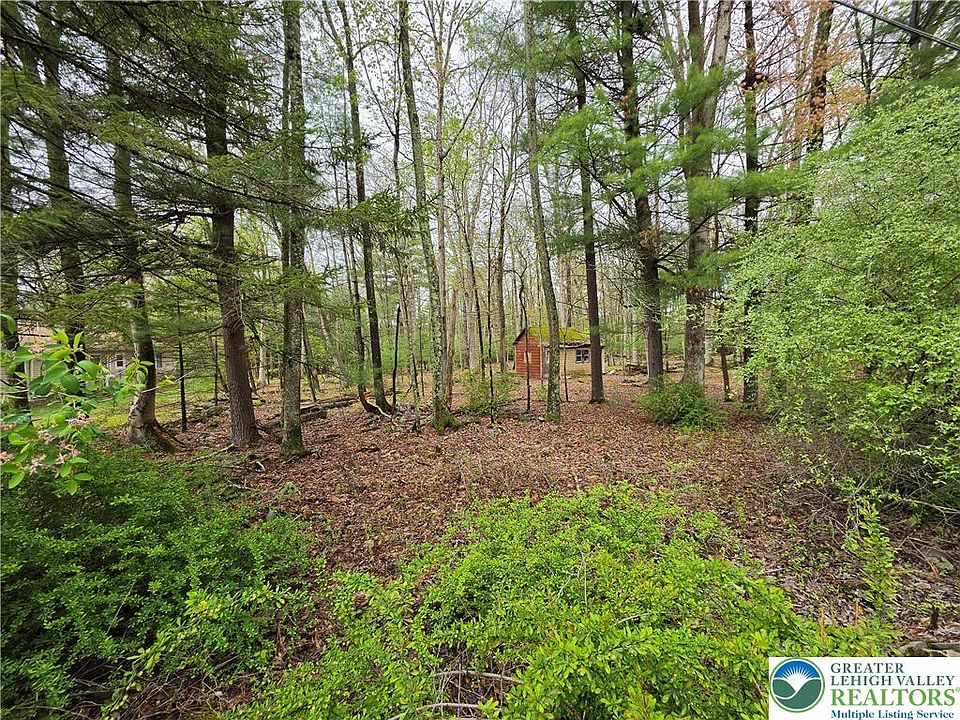 1st image of 475 Craigs Meadow Rd