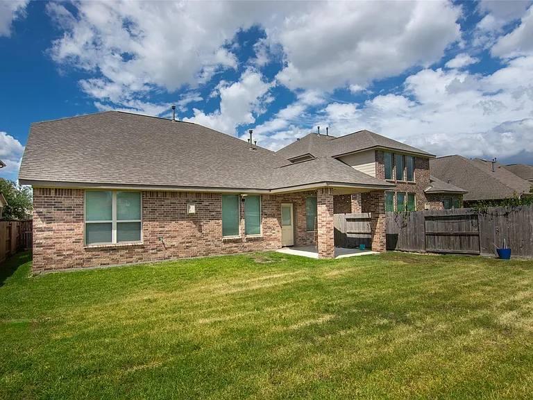 10823 Paula Bluff Ln — Photo 36