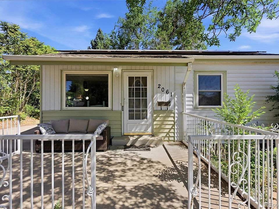 1st image of 2061 Carrol Court