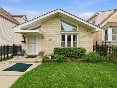 6237 S Tripp Ave, Chicago, IL, 60629