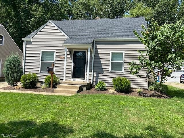 1st image of 3064 7th St