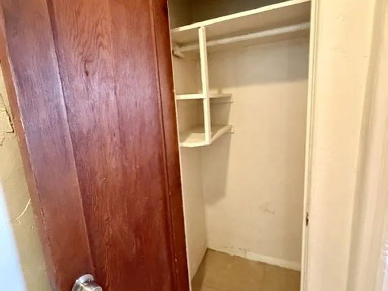 925 E Turney Ave — Photo 38