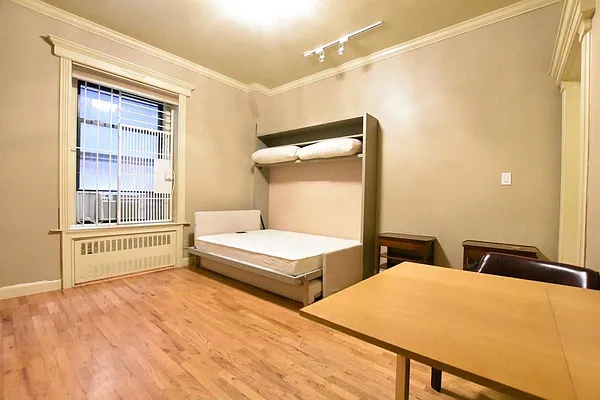 Rented by Bold New York | media 8