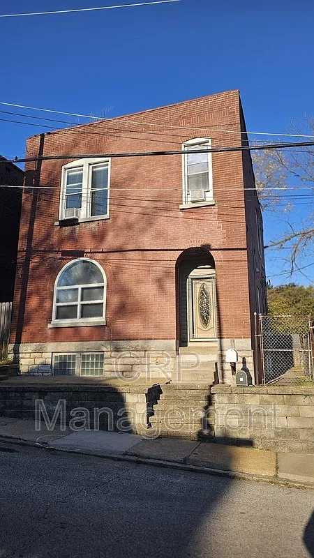 301 Fillmore St #1F photo 1