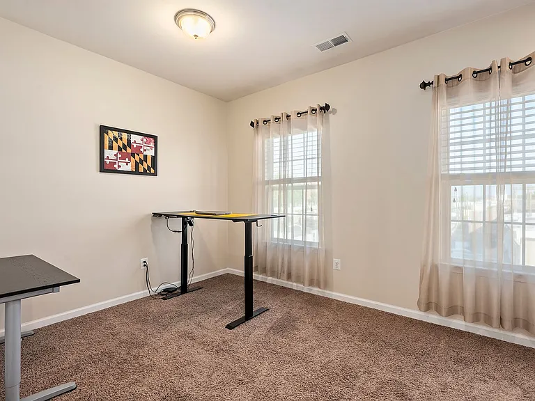 4527 Foster Ave — Photo 24