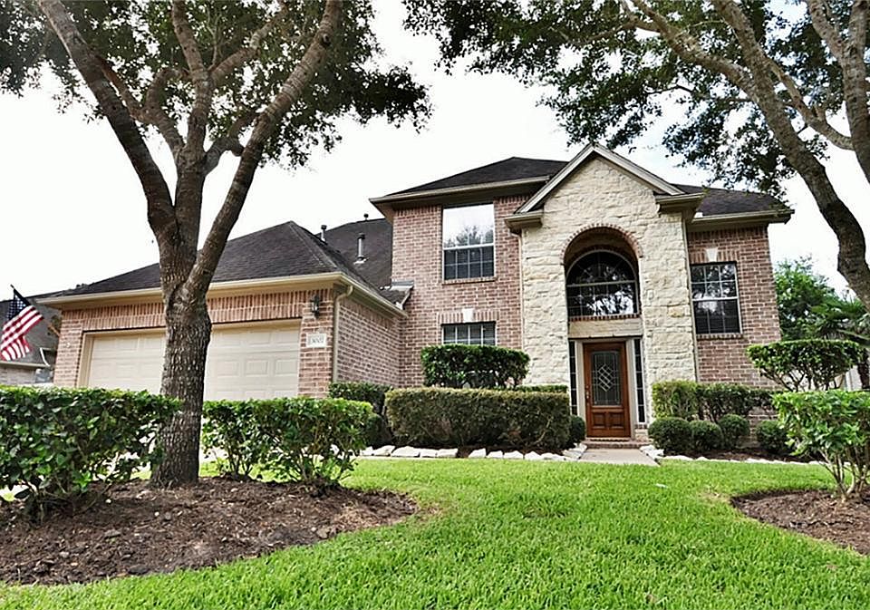 1st image of 3007 Five Oaks Dr