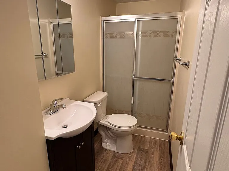 300 Pegotty Ct NE — Photo 18