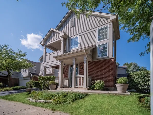 2219 Rockefeller Dr #2219, Geneva, IL 60134