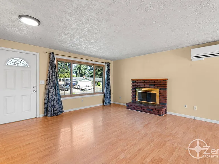4213 NE 139th Ave — Photo 4
