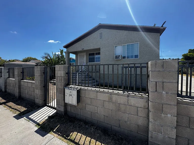 440-46 Millar Ave — Photo 1
