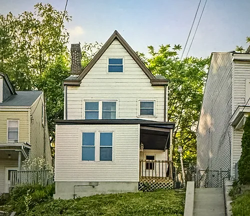 2662 S 18th St Photo 1