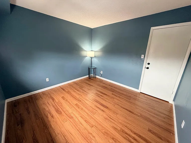 11910 Tarragon Rd #L — Photo 13