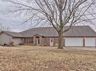 674 Monaco Dr, Edwardsville, IL