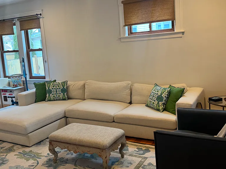 40 1/2 Oakland St #2 — Photo 3