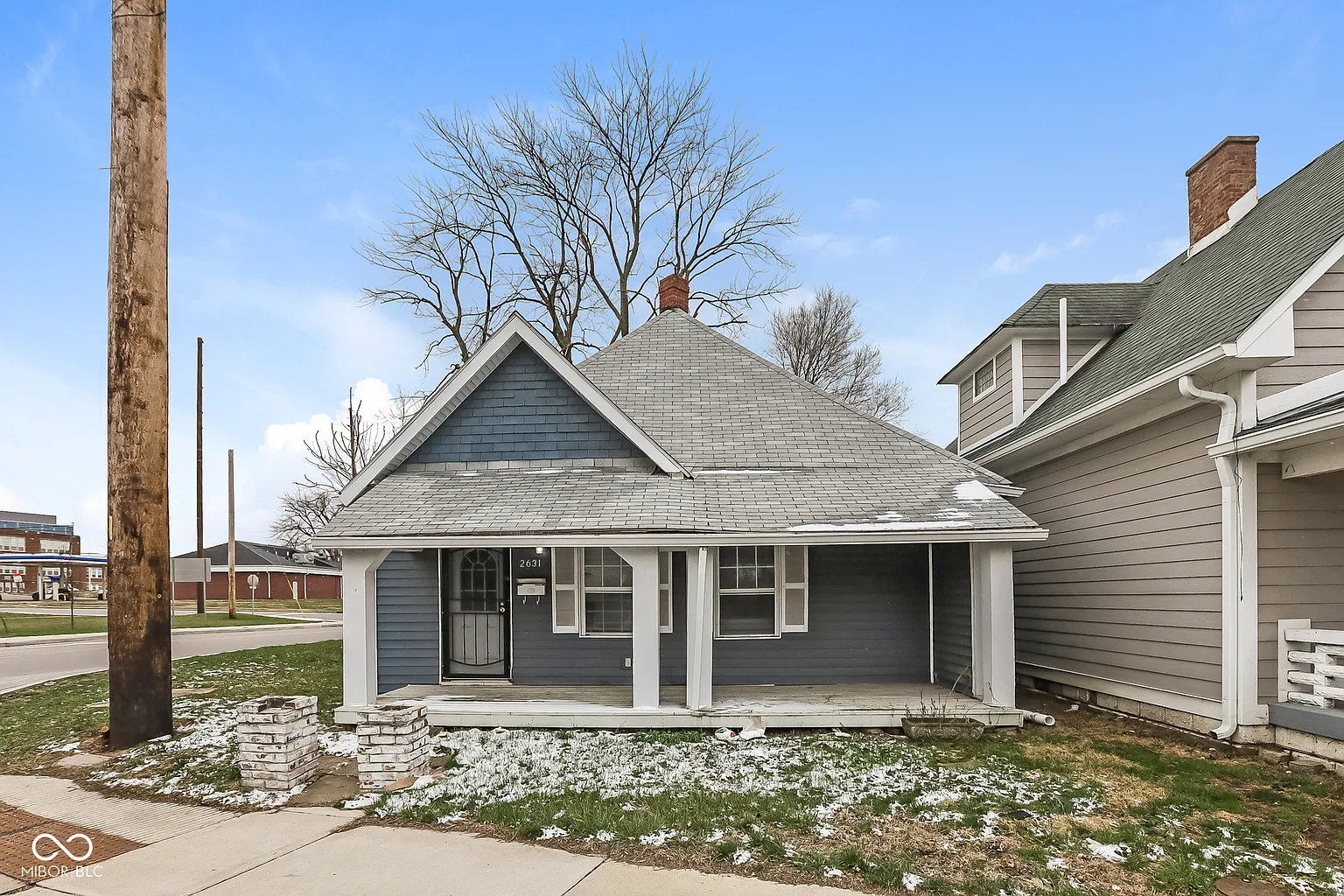 2631 Southeastern Ave photo 1