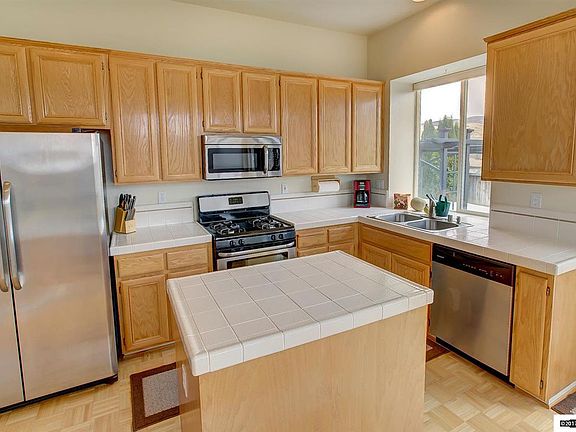 3rd image of 7202 S Florentine Dr