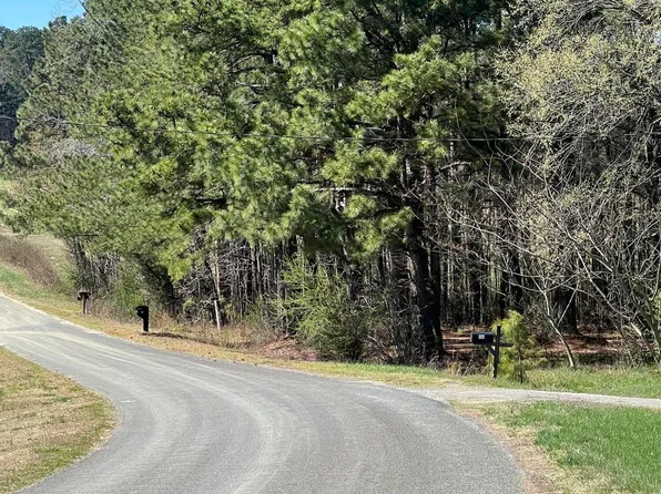 299 Hodges Rd, Franklinton, NC 27525