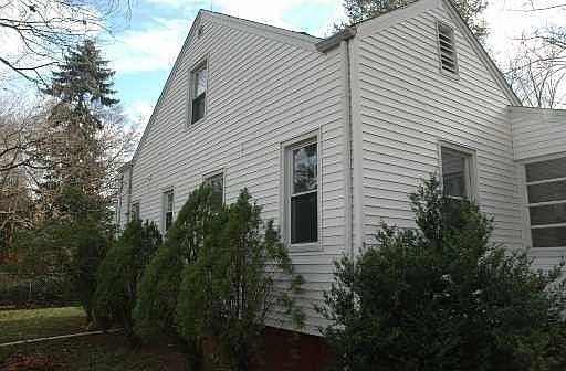 2nd image of 189 Bennetts Ln