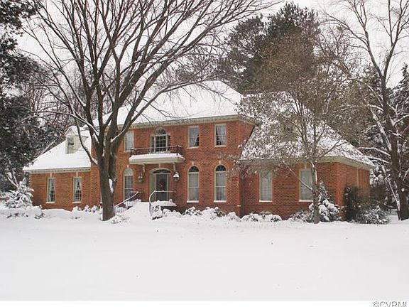 2nd image of 6 River Court Ln