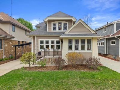 4213 N Larkin STREET, Shorewood, WI, 53211