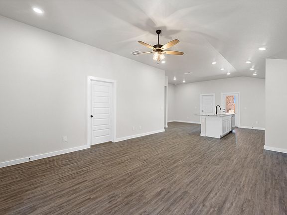 2nd image of 9703 Yellowhouse Ave