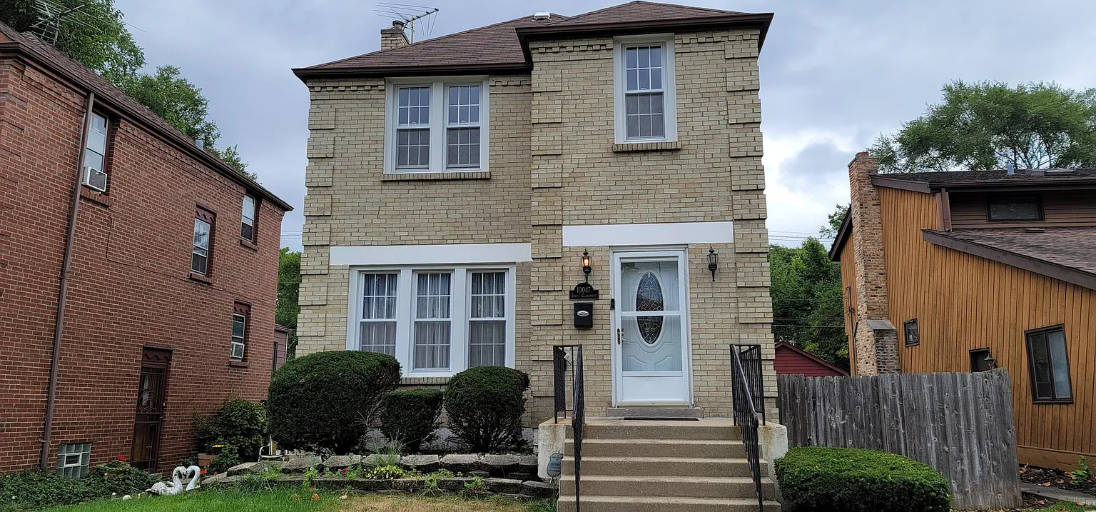 10047 S Claremont Ave photo 1