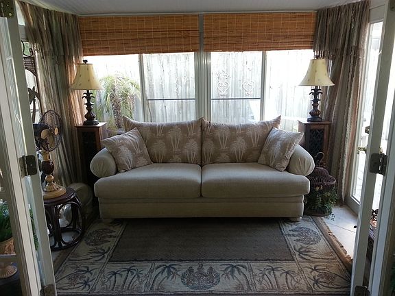 5th image of 926 9th Ave N