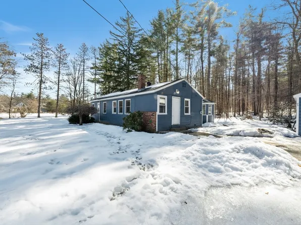 85 Highland St, Townsend, MA 01469
