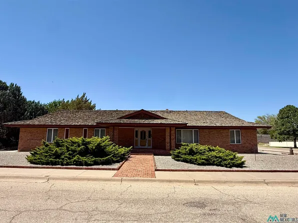 2400 Loma Dr W, Artesia, NM 88210