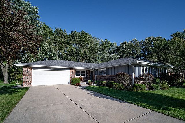 1st image of 1625 Margaret Ln
