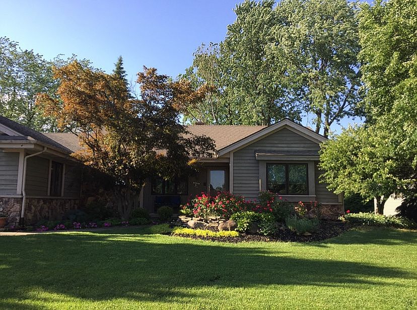 1st image of 3421 Navaho Dr SW