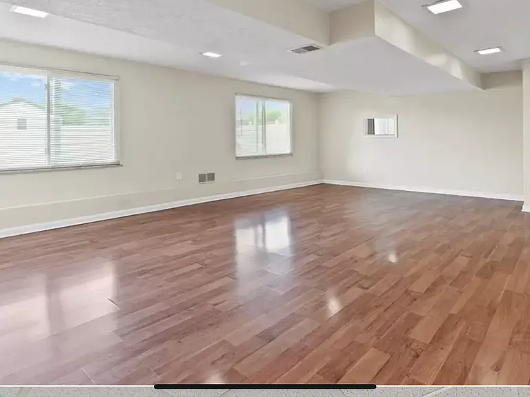 1807 Pine Hollow Rd — Photo 2