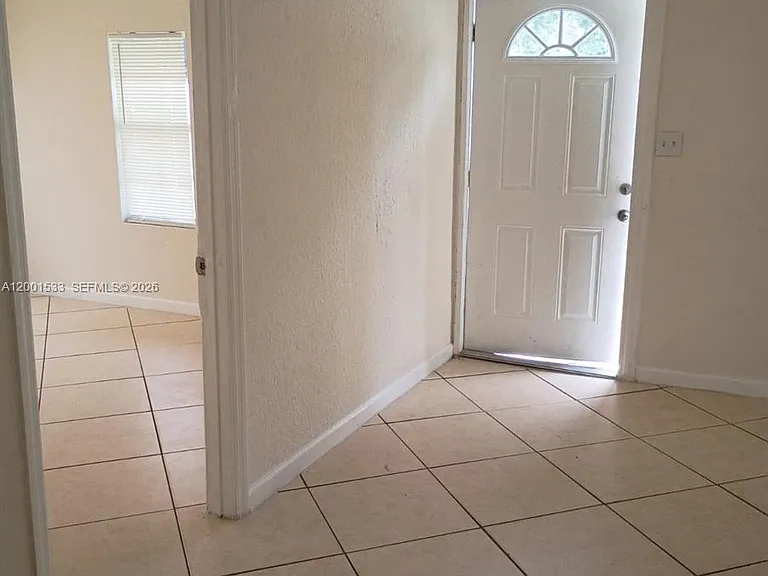 2617 NW 19th Ave — Photo 9