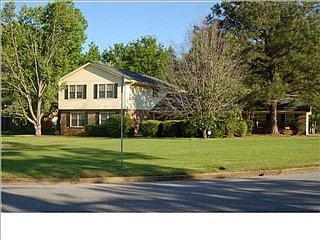 1st image of 5503 Woodberry Ln