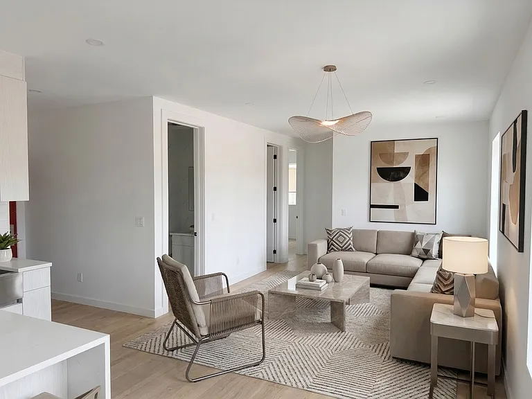 303 W 116th St #PENTHOUSE — Photo 4