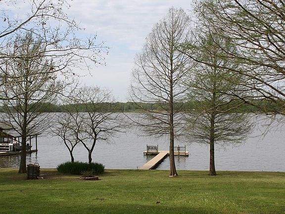 3rd image of 996 County Road 2920