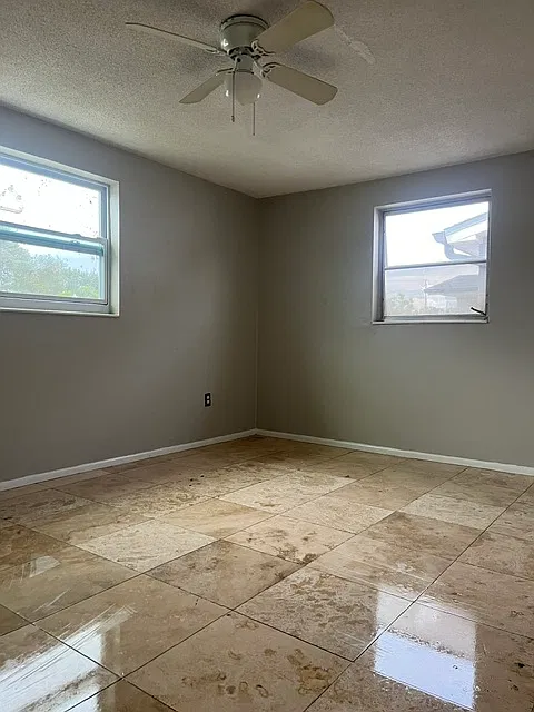 2 bed, 1068 sqft, $1,445 — Photo 3