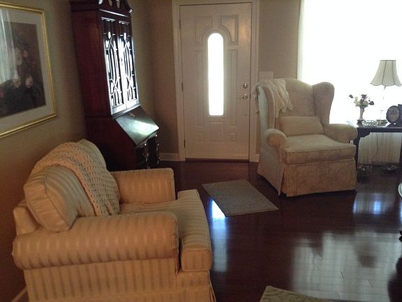 4th image of 424 Hurricane Meadows Dr